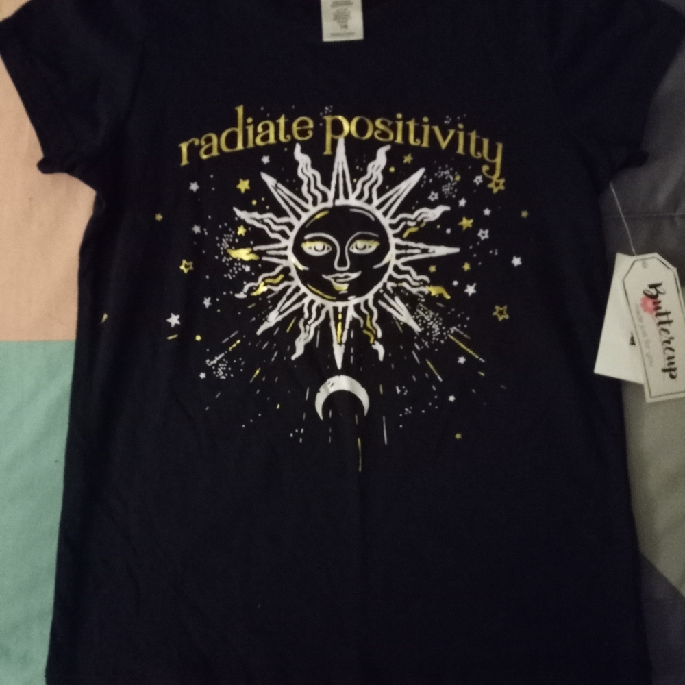 NEW GIRLS SHIRT